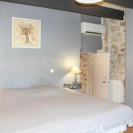 Villa Saint-restitut Sleeps 18 Pool Air Con Wifi *