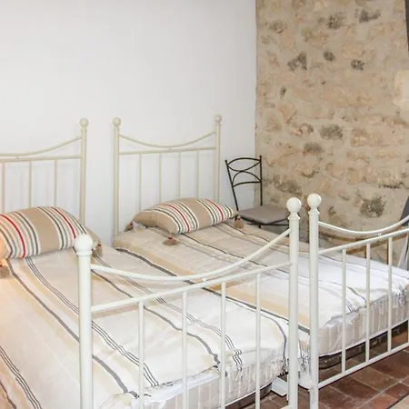 Villa Saint-restitut Sleeps 18 Pool Air Con Wifi