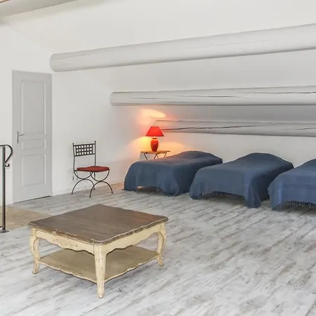 Villa Saint-restitut Sleeps 18 Pool Air Con Wifi